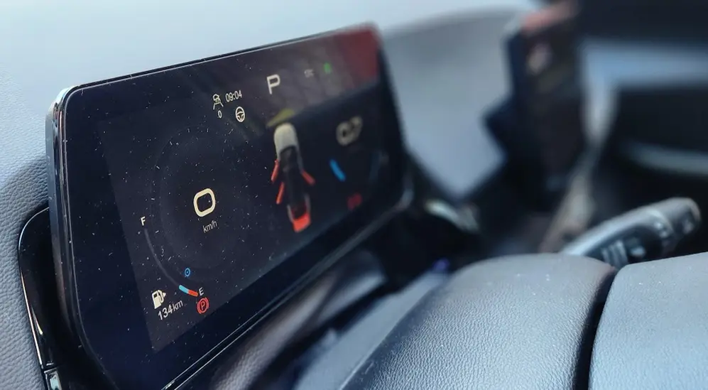 En el tablero digital se proyecta toda la información del SUV.