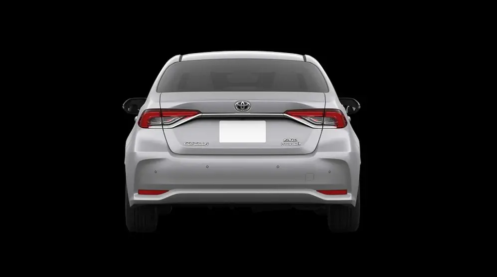 De atrás, el Corolla se mantiene casi sin cambios.