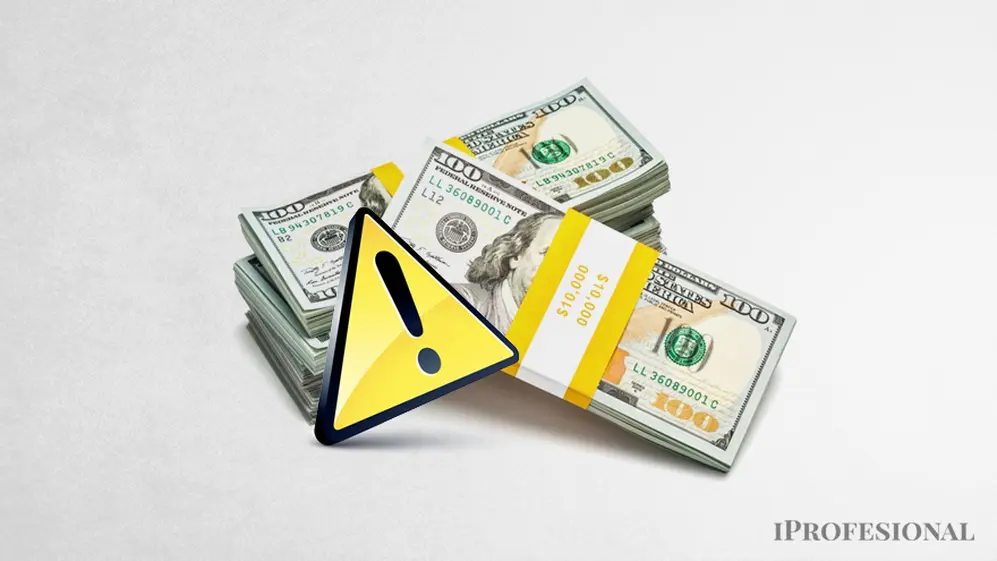 Para economistas, el precio del dólar debería ubicarse a precios actuales a unos $700, ya que los $1.000 son de 