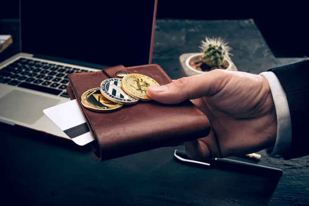 La frase semilla te permite acceder a tu billetera cripto si se dañó el dispositivo o perdiste la clave