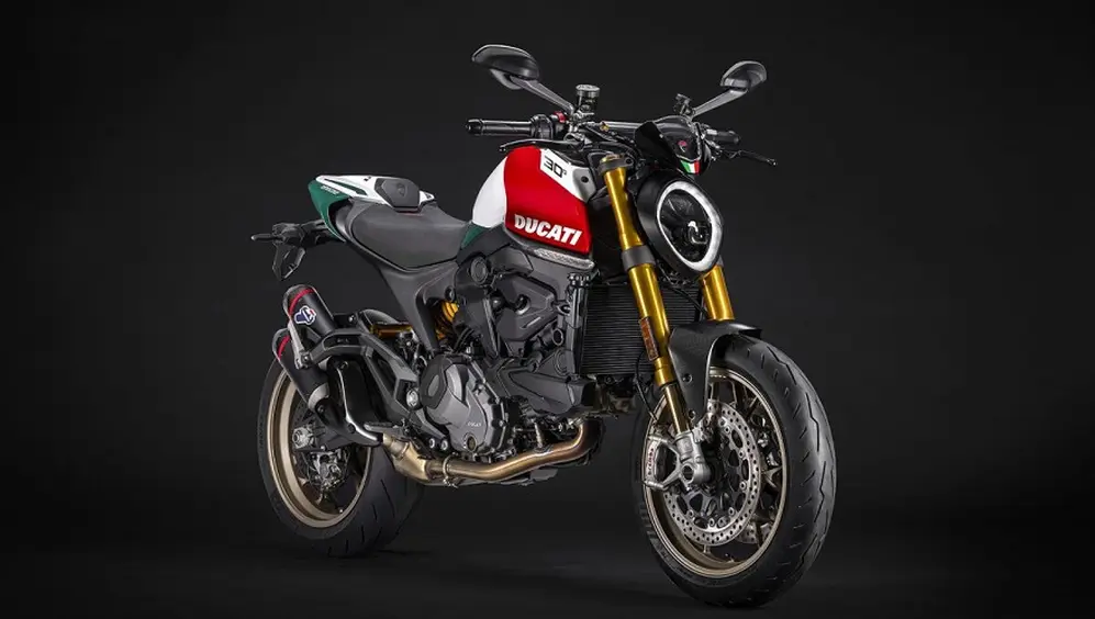 Ducati Monster, la más longeva, se actualizó este verano.