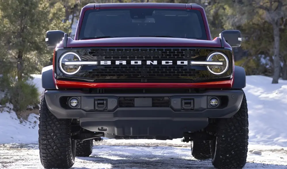 Ford suma Bronco a su gama de SUV y camionetas.