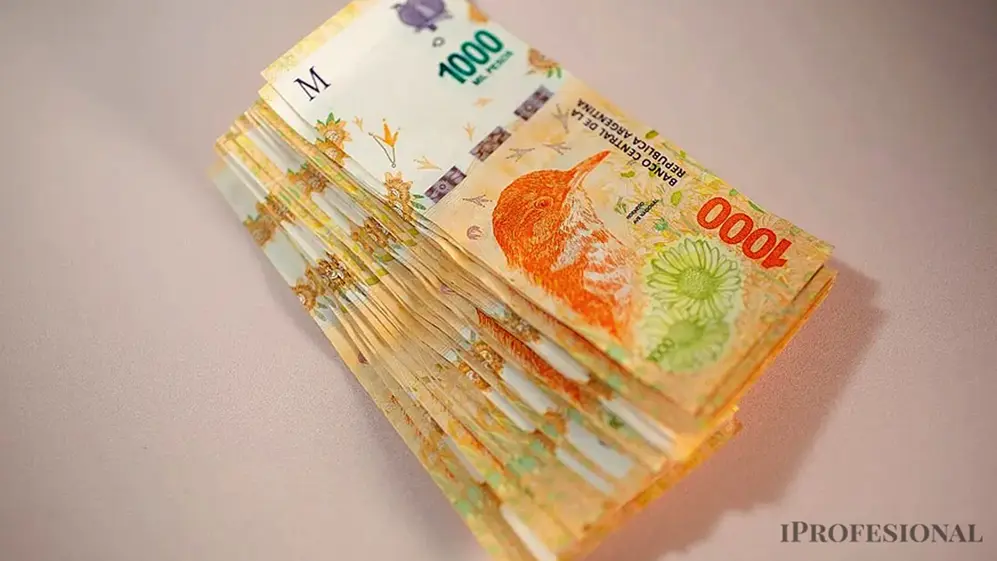 Los descuentos se hacen al momento, mientras que los reintegros se producen posterior a la compra