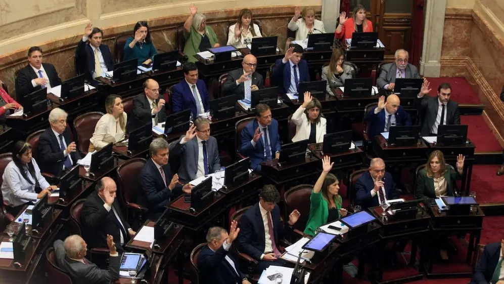 El oficialismo no frena las negociaciones con gobernadores