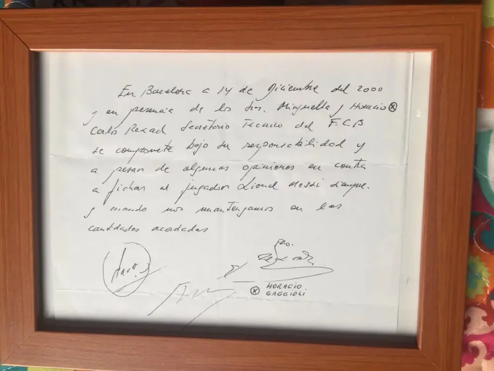 La servilleta donde Messi firmó su primer contrato se subasta por más de 300mil dólares