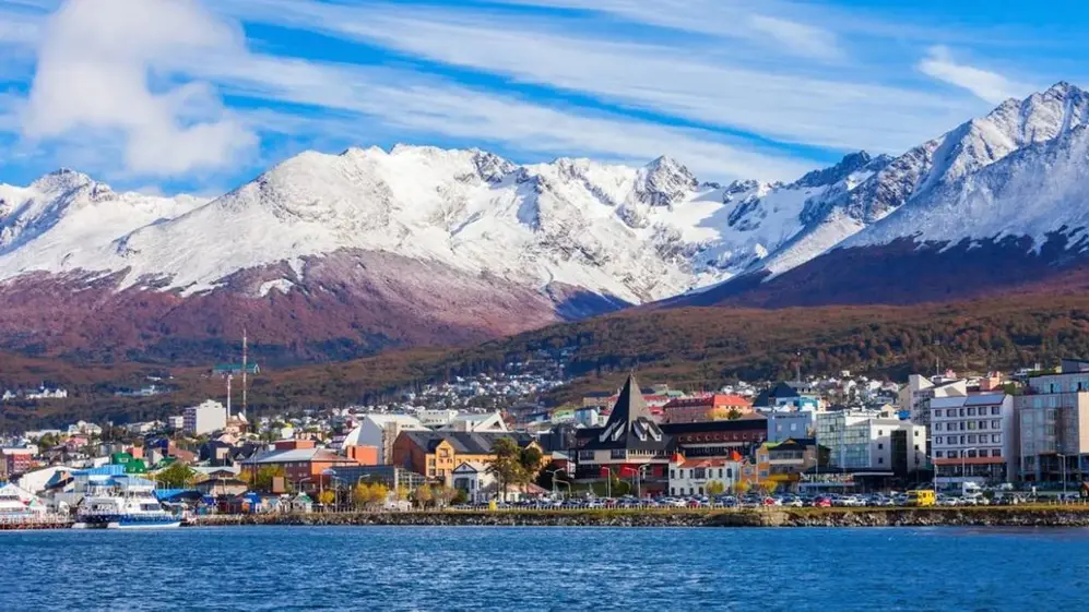 Ushuaia es uno de los destinos recomendados para visitar durante las vacaciones de invierno. 