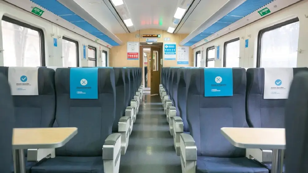 Los viajes en tren por Argentina no solo es una opción económica, sino que también ofrece la oportunidad de disfrutar las vacaciones rodeado de los paisajes y conectar con la rica historia y cultura del país