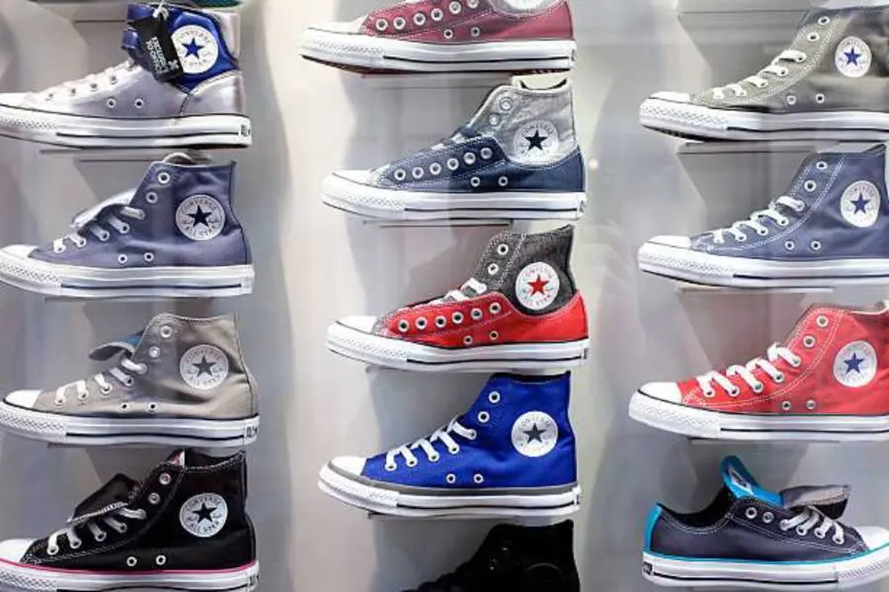 Hay una gran variedad de modelos y talles de zapatillas Converse