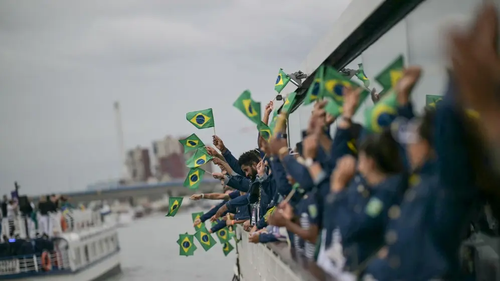La delegación de Brasil durante su presentación en el desfile