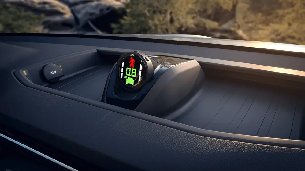 Una cámara ubicada en el tablero sirve para las funciones de seguridad de la nueva Amarok.
