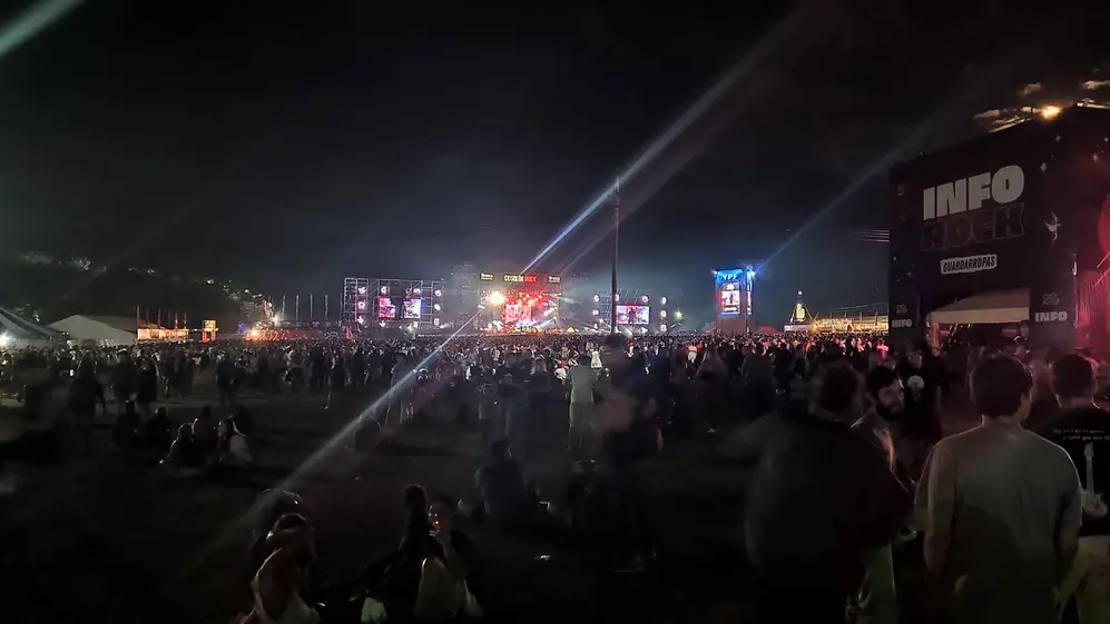 La misma toma anterior sin modo nocturno.