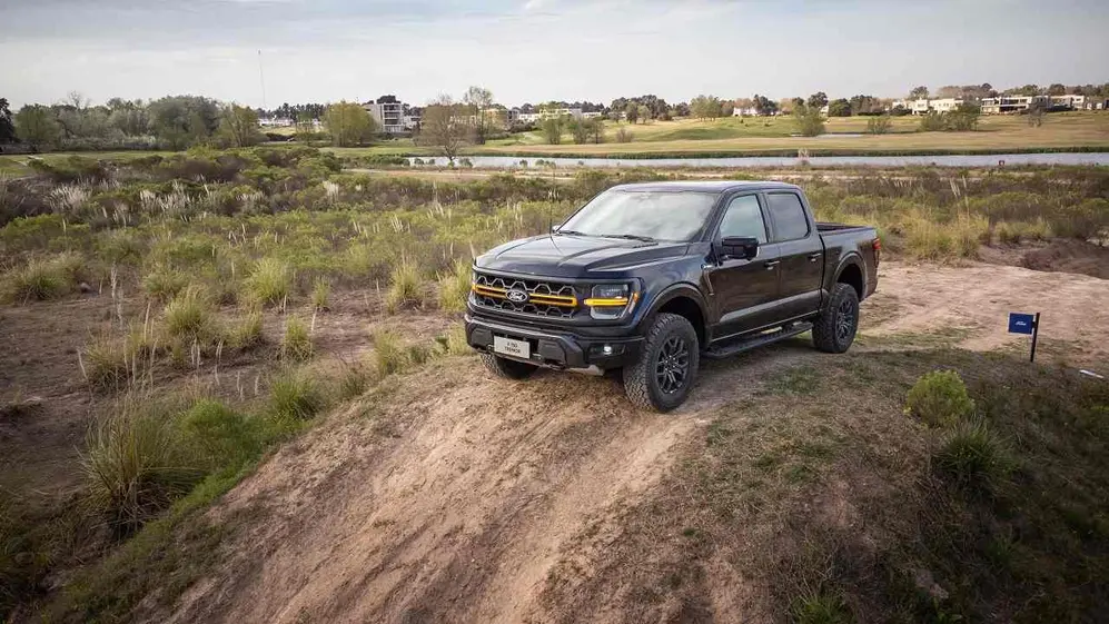 La nueva camioneta F-150 Tremor luce un diseño diferenciado de toda la gama.