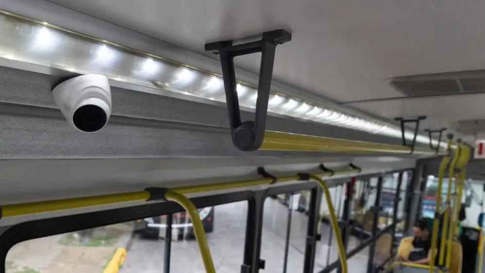 El Gobierno de la Ciudad anunció un plan de modernización y seguridad para los colectivos
