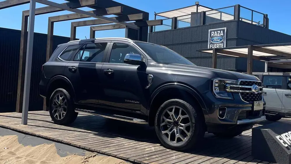 El nuevo Everest se luce en el stand de Ford en Cariló y Pinamar.