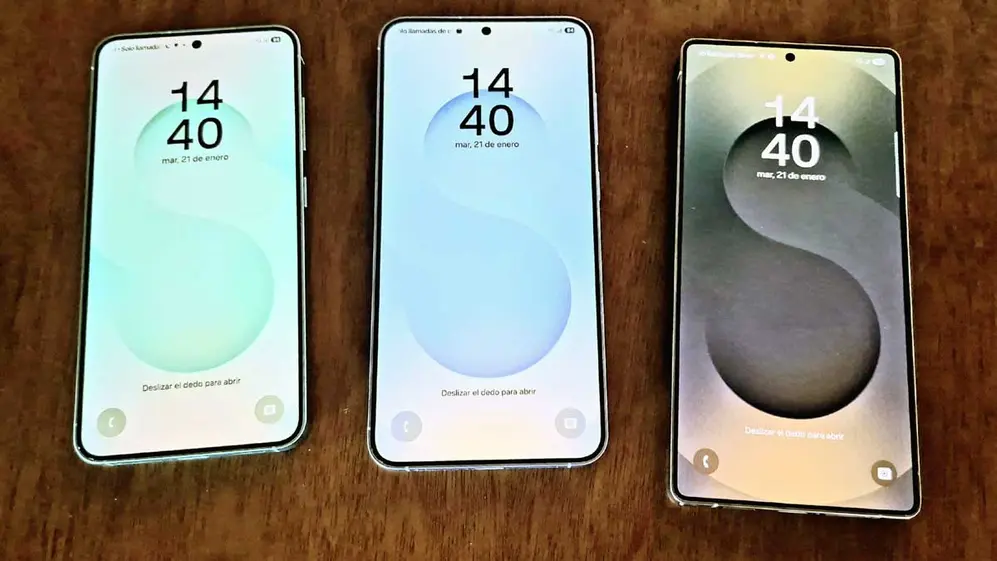 De izquierda a derecha: Samsung Galaxy S25, S25+ y S25 Ultra.