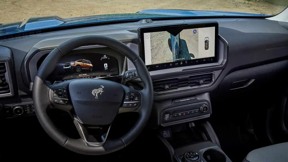 Por dentro, Bronco sumó más tecnología.