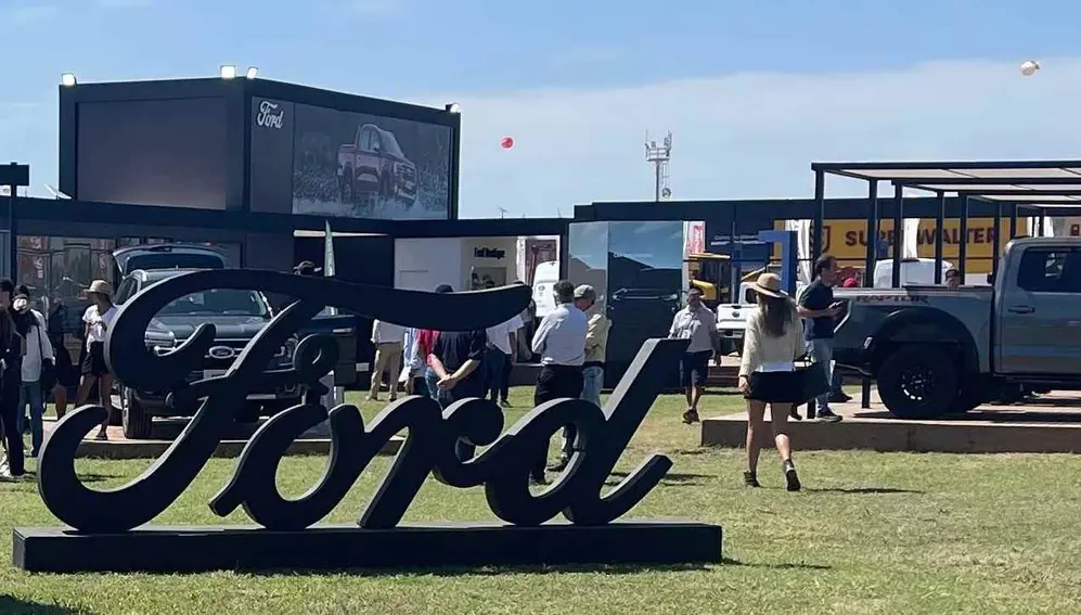 Ford recibe a los visitantes de Expoagro con un mega stand.