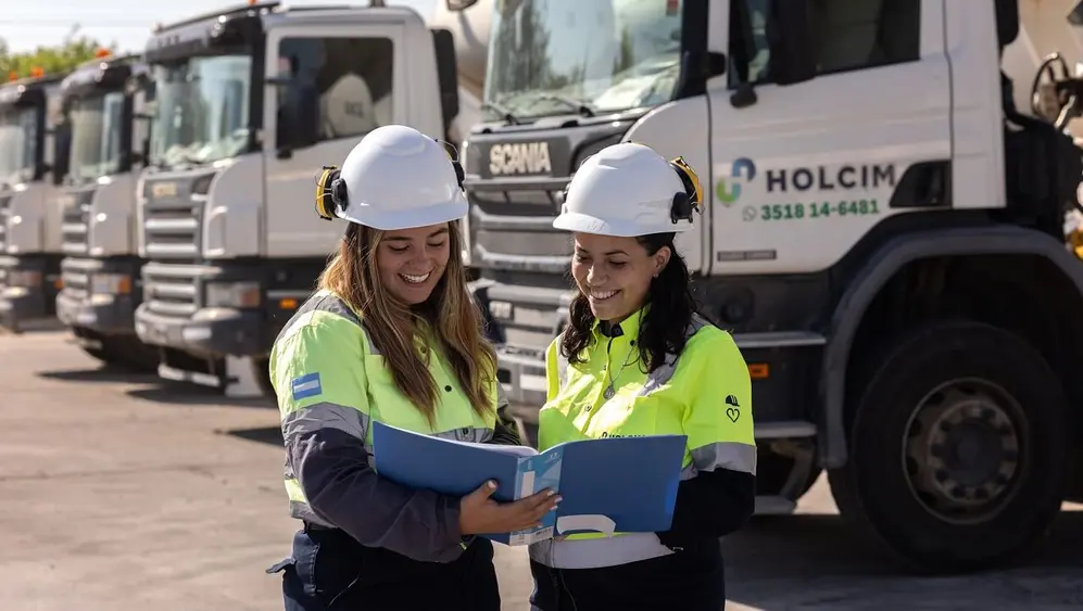 ConduActoras capacitadas por Holcim 