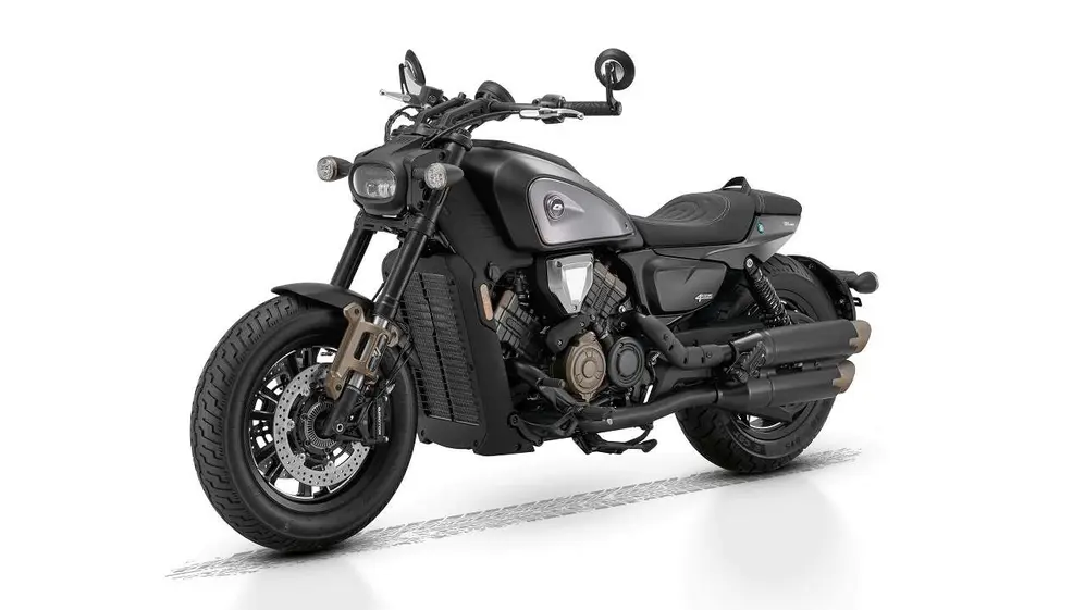 La nueva QJMotor 600 es una buena opción para largos viajes.
