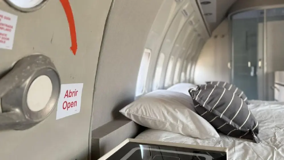 En Oncativo, Córdoba, se inauguró este año el primer hotel construido en dos aeronaves.