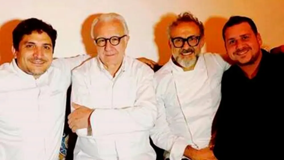 Mauro Colagreco, Alain Ducasse y Massimo Bottura, con Leandro Vainberg