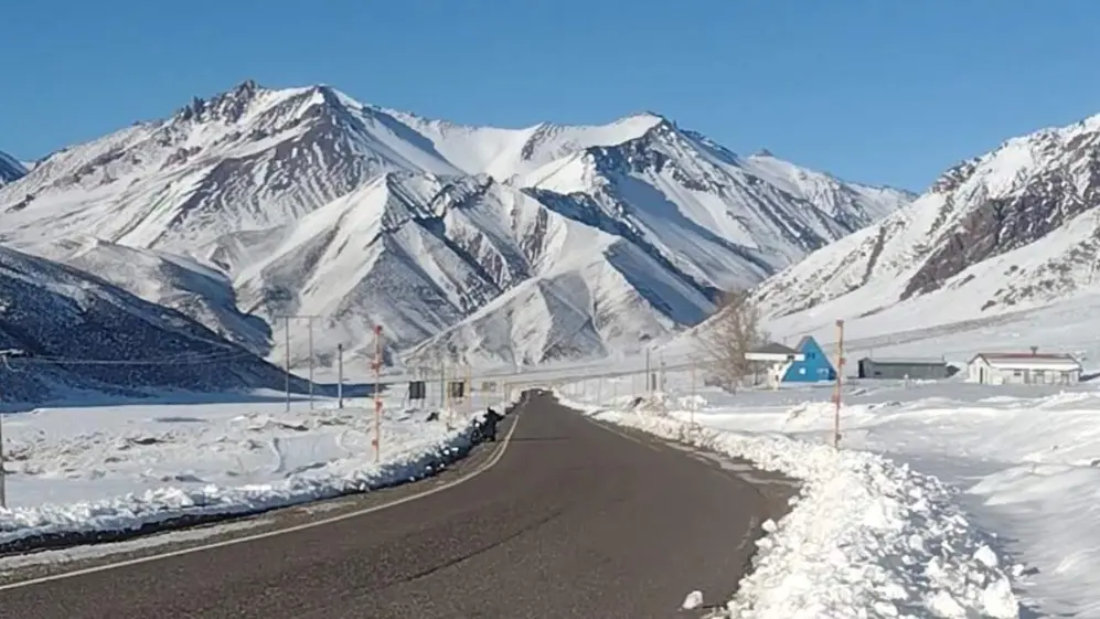 Mendoza invertirá 645 millones de pesos en mejorar la ruta que llega hasta Las Leñas