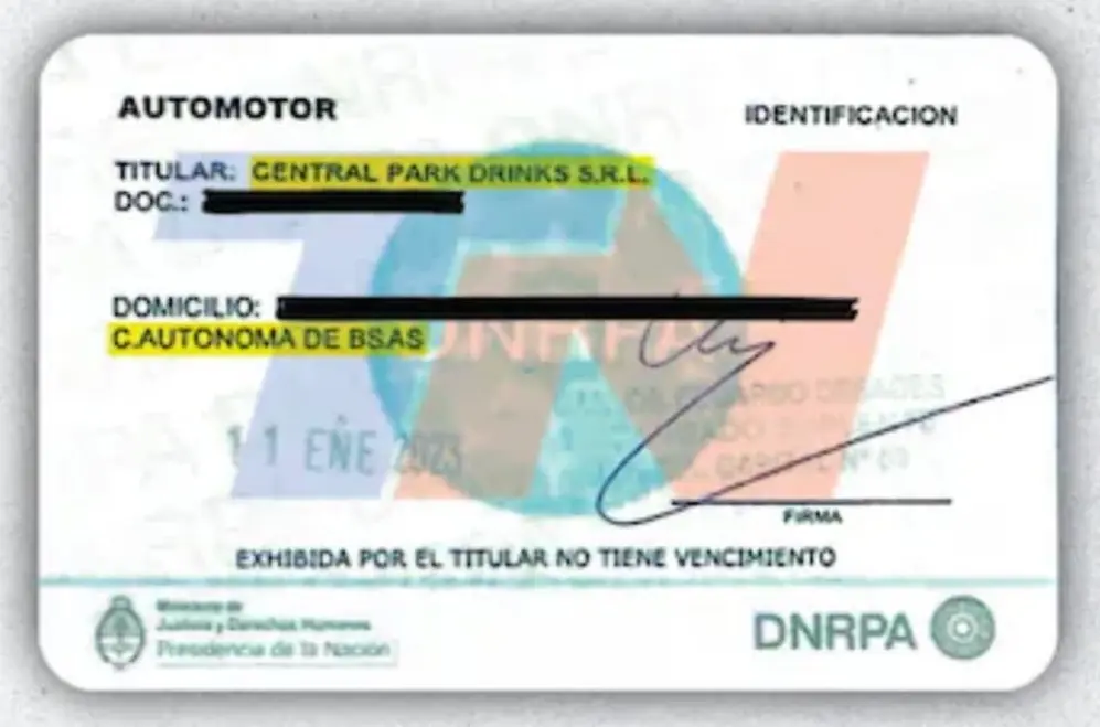 Las cédulas azules de los autos de lujo que complican a Tapia y a Toviggino