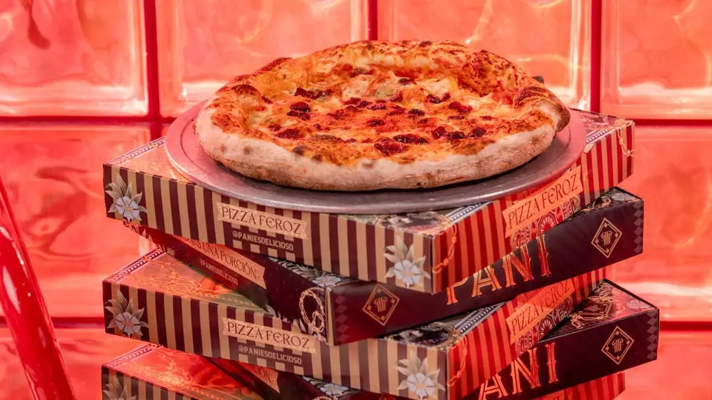 Pizza Feroz fue el primer paso del nuevo PANI, con una propuesta nocturna y descontracturada