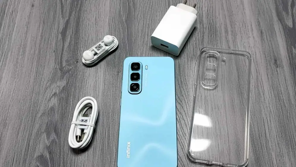 Accesorios que vienen incluídos junto al celular.