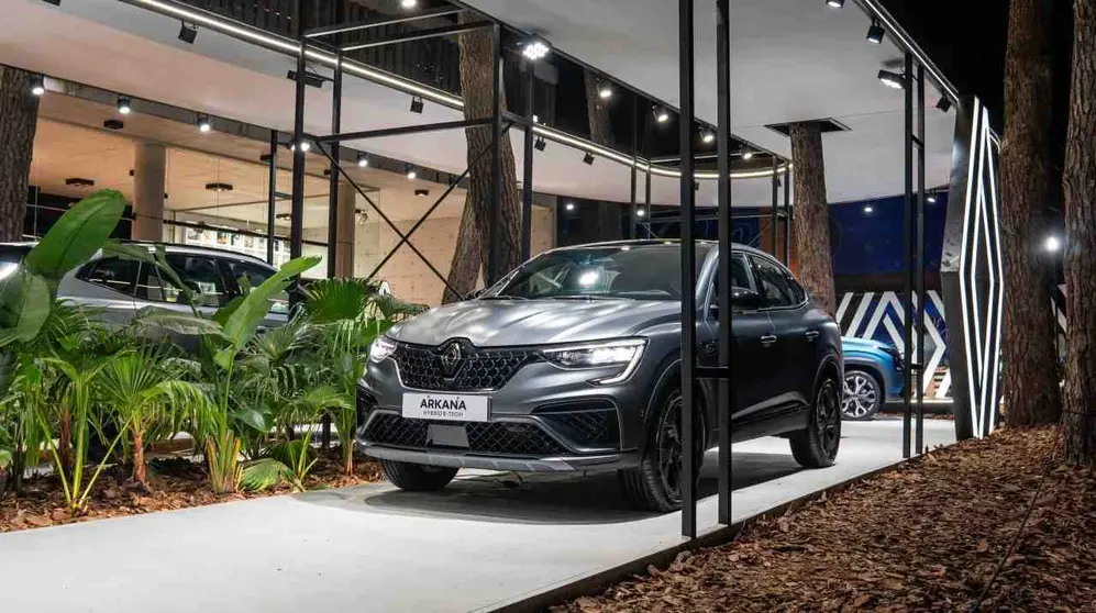 Arkana, un SUV coupé micro-híbrido.