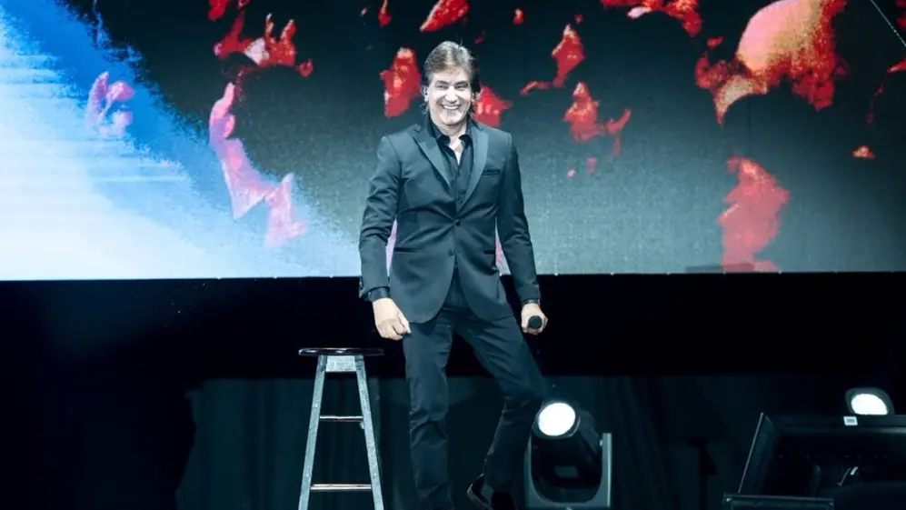 Dante Gebel se encuentra de gira, por eso no asistió al lanzamiento de su espacio político