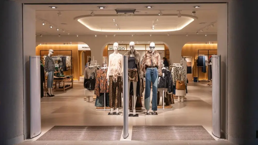 Mango regresa al país de la mano de Grimoldi