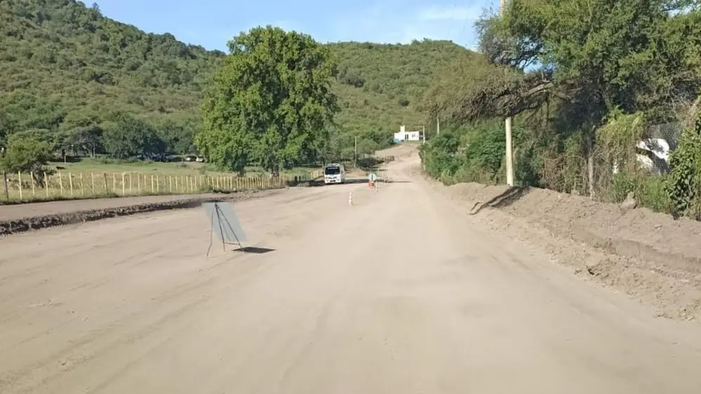 Córdoba confirmó el inicio de las obras de pavimentación de 20km en la Ruta Provincial S-372