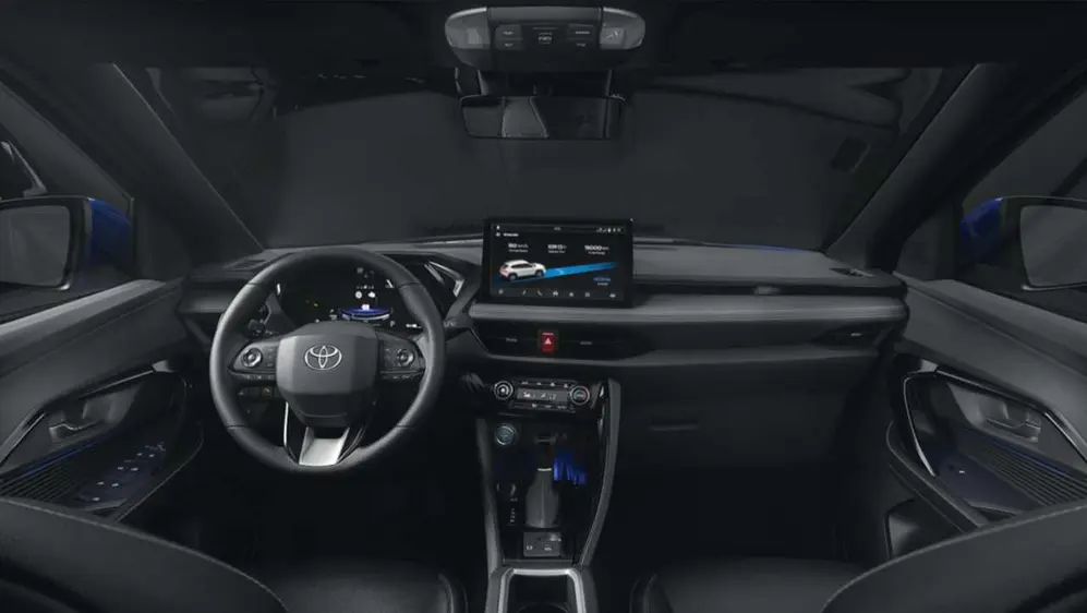 El Yaris Cross tiene menos potencia, con un buen andar en ciudad.