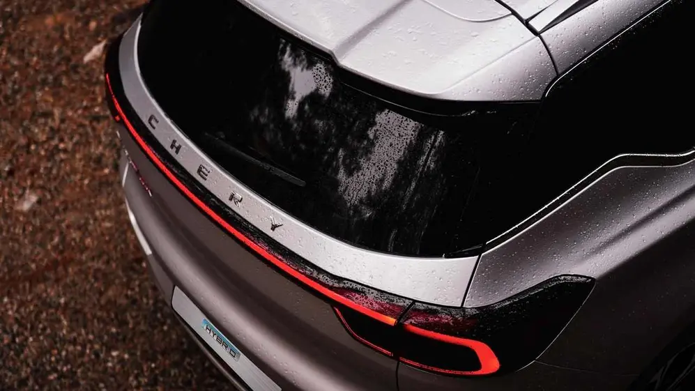 El Tiggo 7 luce una imagen voluminosa, parecido a un SUV más grande.