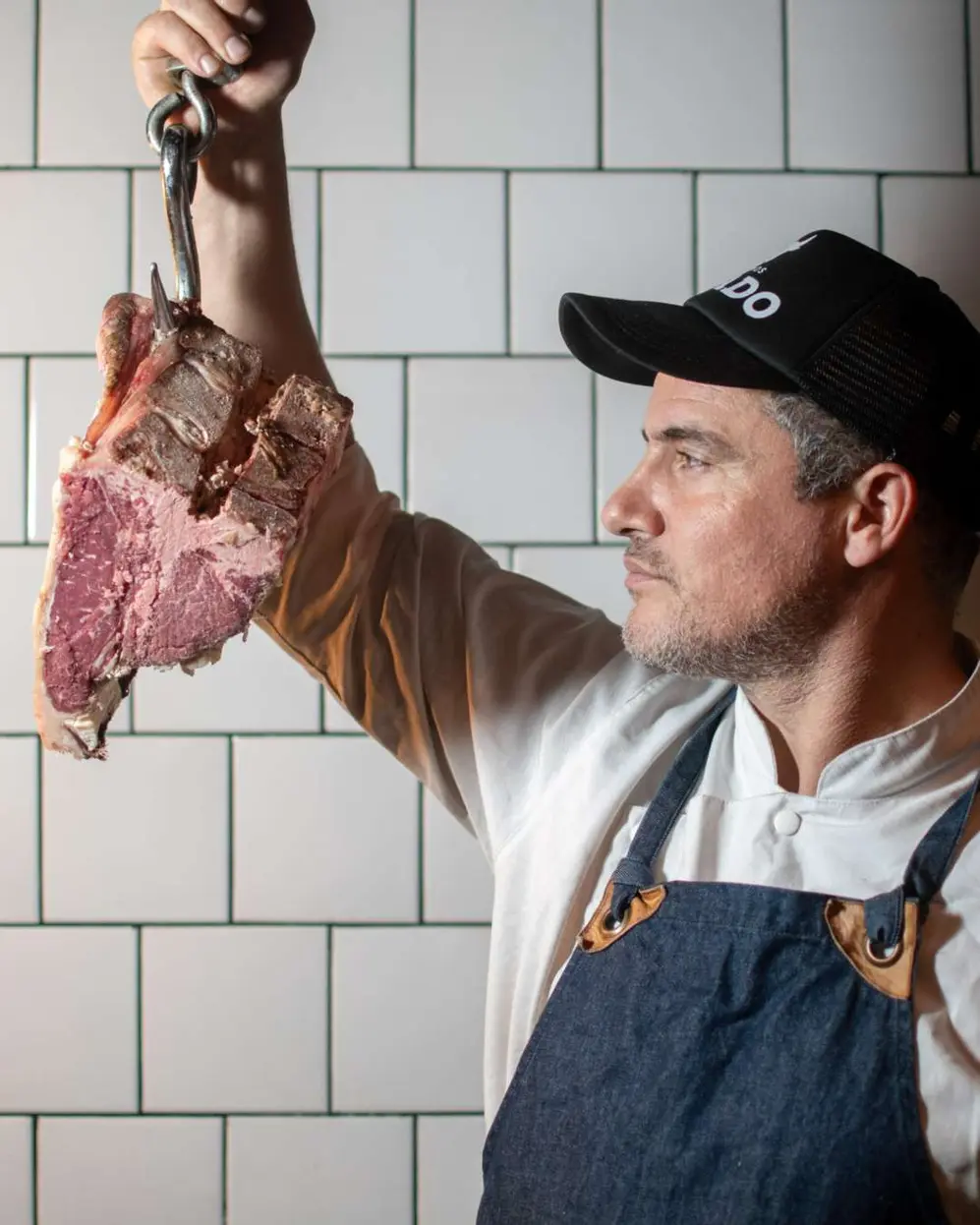 Las carnes maduradas en seco son el sello distintivo de esta parrilla de Villa Crespo