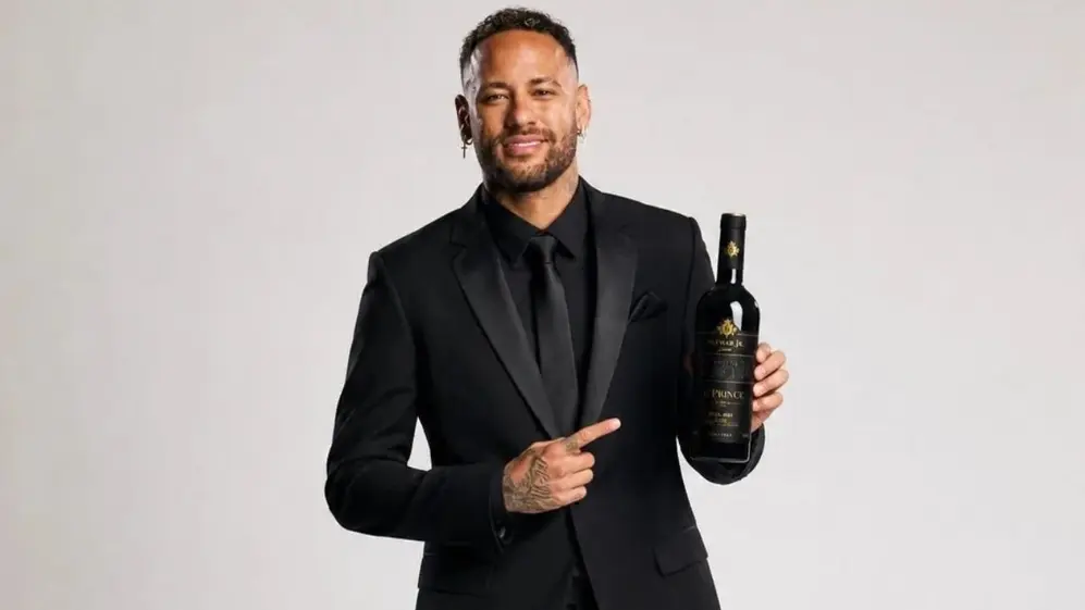 Neymar incursionó en el negocio del vino y sacó una colección con su nueva marca, Le Prince