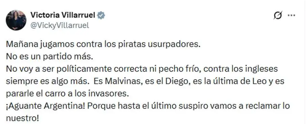 Tuit Villarruel en la previa del partido Argentina-Inglaterra