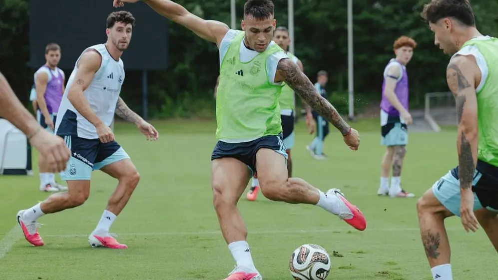 La Selección comenzó la cuenta regresiva de cara a la gran final con España