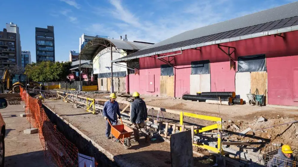 La manzana del Mercado de Pulgas sumará una plaza con más de 50 nuevos árboles
