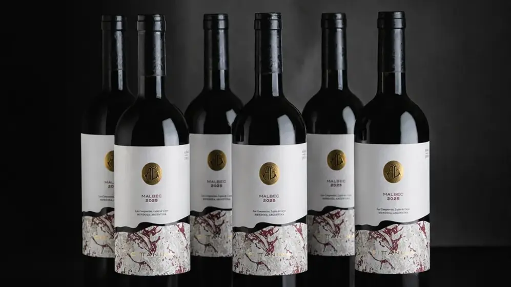Theorema del caos, el nuevo vino de la bodega Cittanina de Lautaro Martínez y Agustina Gandolfo