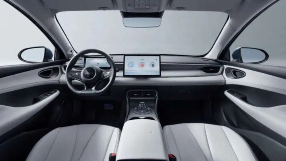 Interior del BYD SEAL 5 DMi. foto oficial.