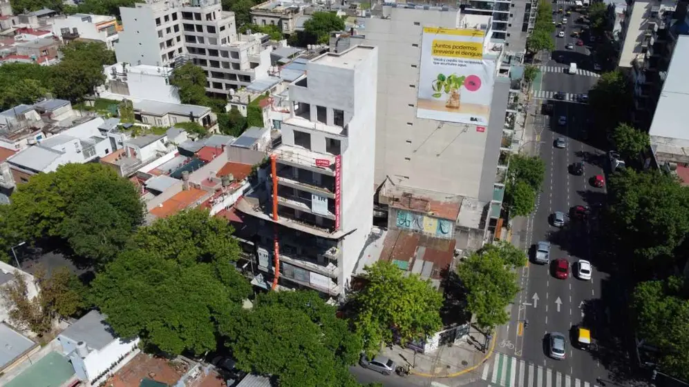 En los dos barrios hay nuevas obras y una elevada demanda por comprar y alquilar