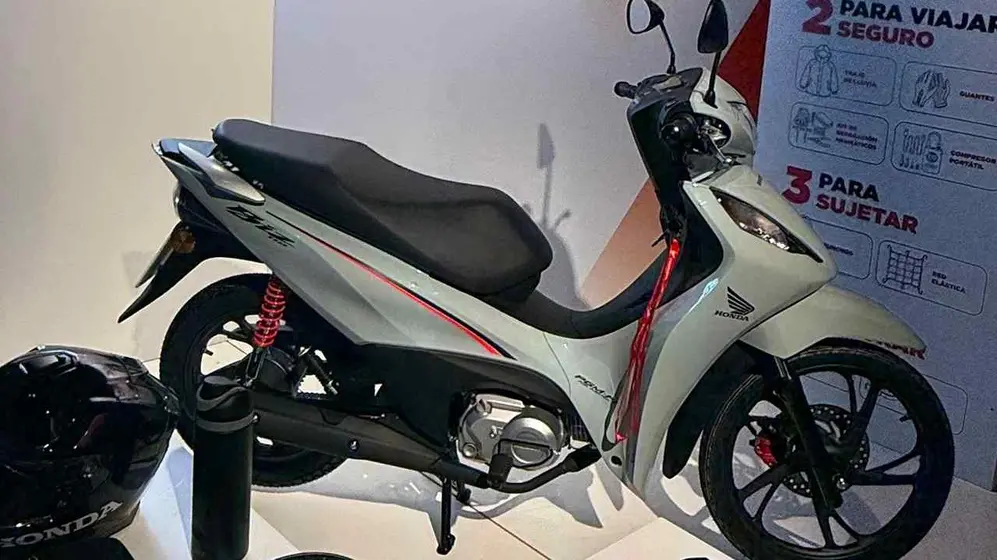 La nueva Honda Biz ocupa el espacio de la Wave full.