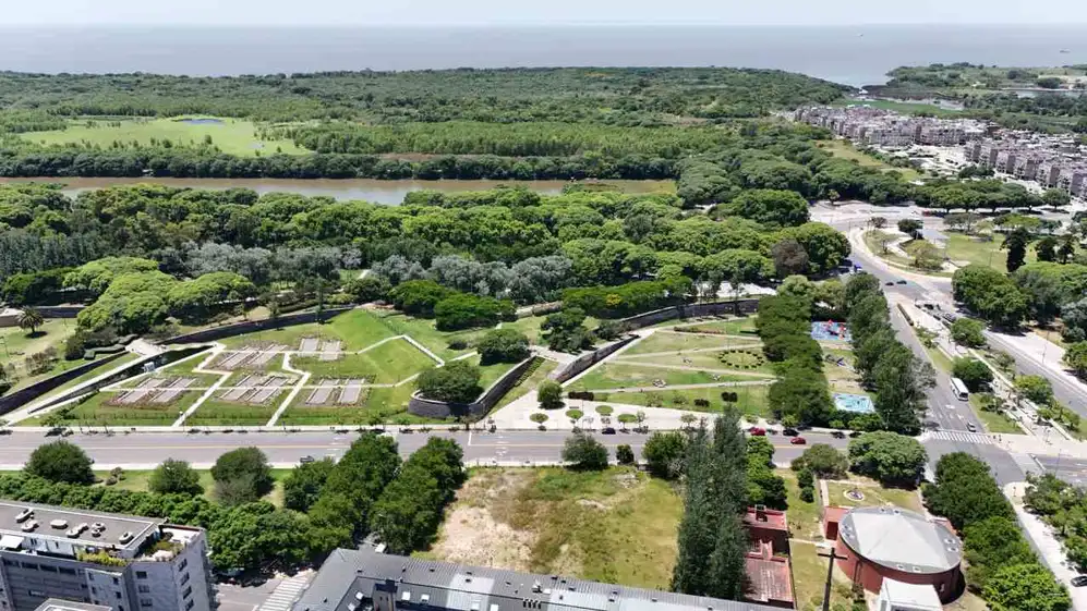 Puerto Madero presenta varias ofertas de espacios libres para disfrutar una tarde al sol