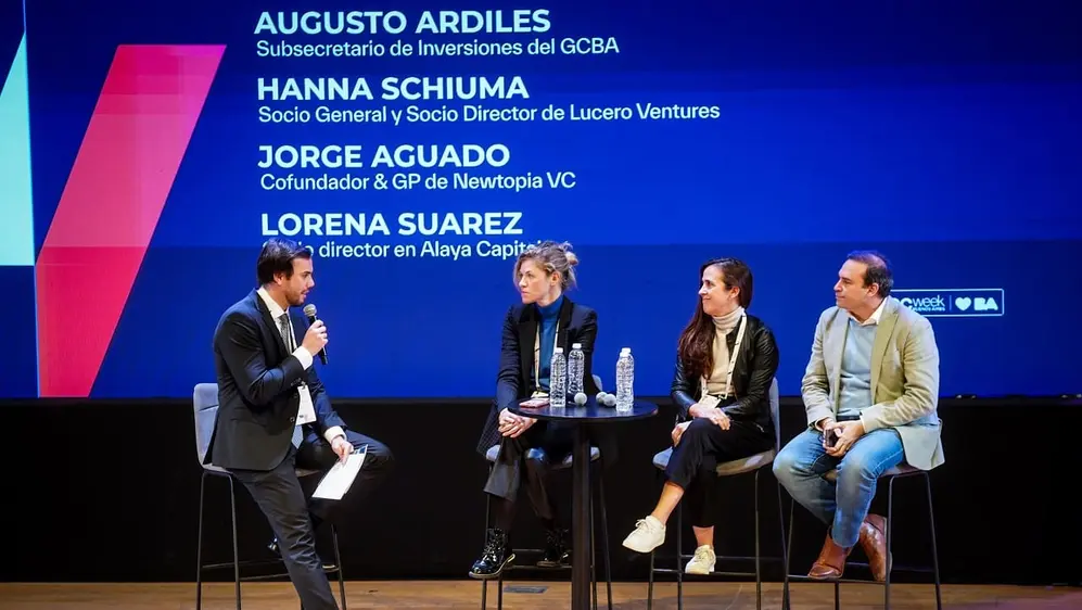 Augusto Ardiles, Hanna Schiuma, Jorge Aguado y Lorena Suarez