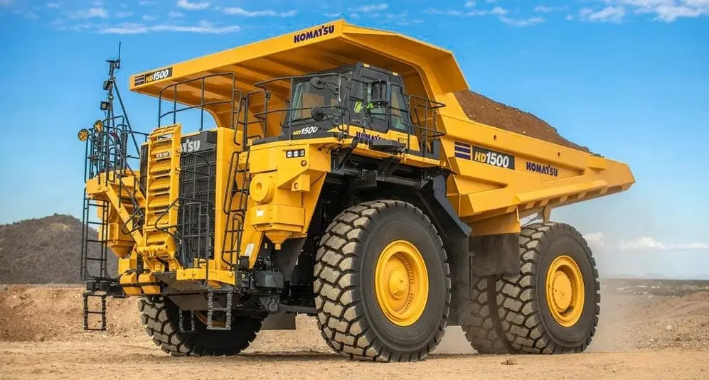 Los camiones Komatsu HD1500-8 pueden trasladar