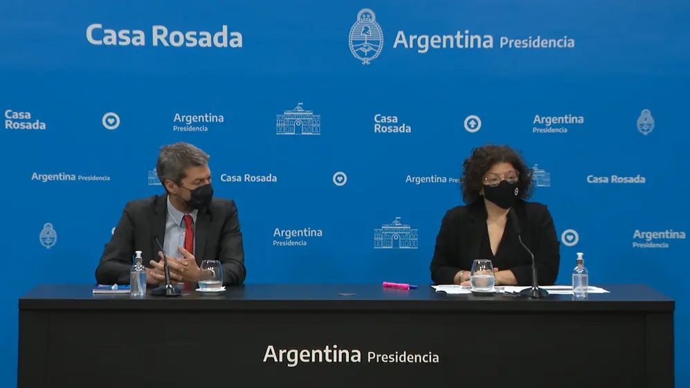 Matías Lammens, ministro de Turismo y Deporte, y Carla Vizzotti, ministra de Salud