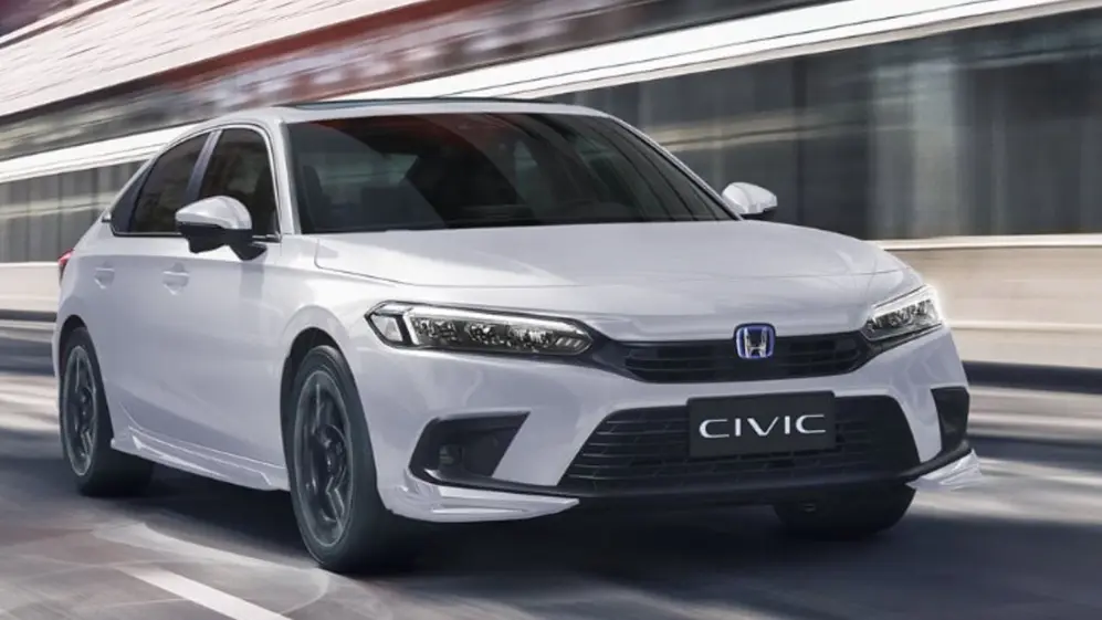 Honda Civic, llega con motor híbrido.