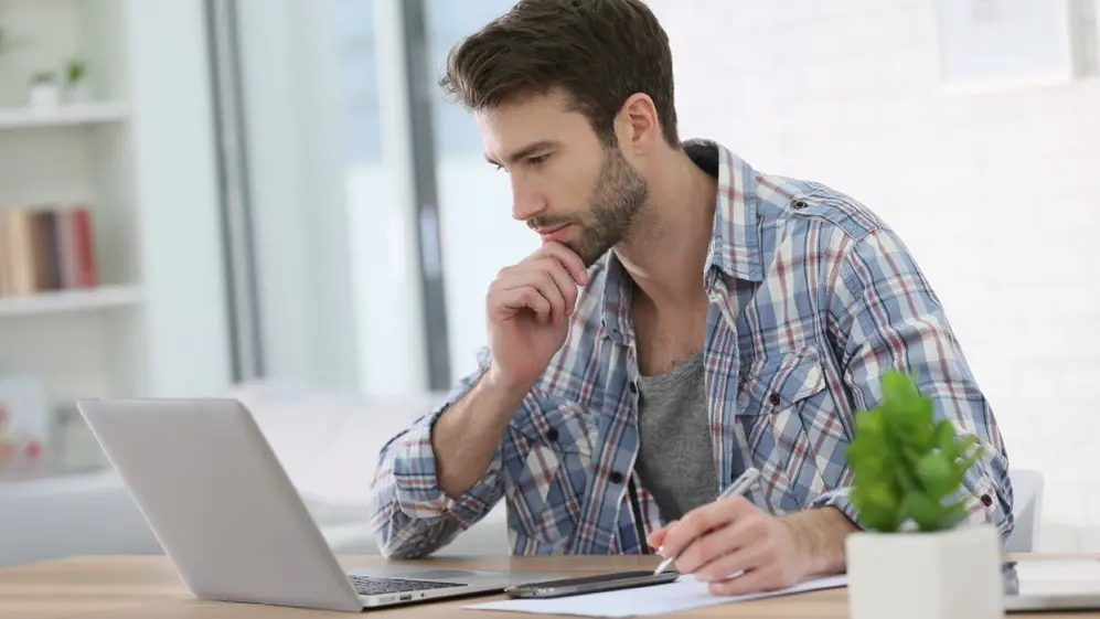 El 84% de los entrevistados no quiere ir hacia un modelo 100% presencial o virtual, sino a uno mixto
